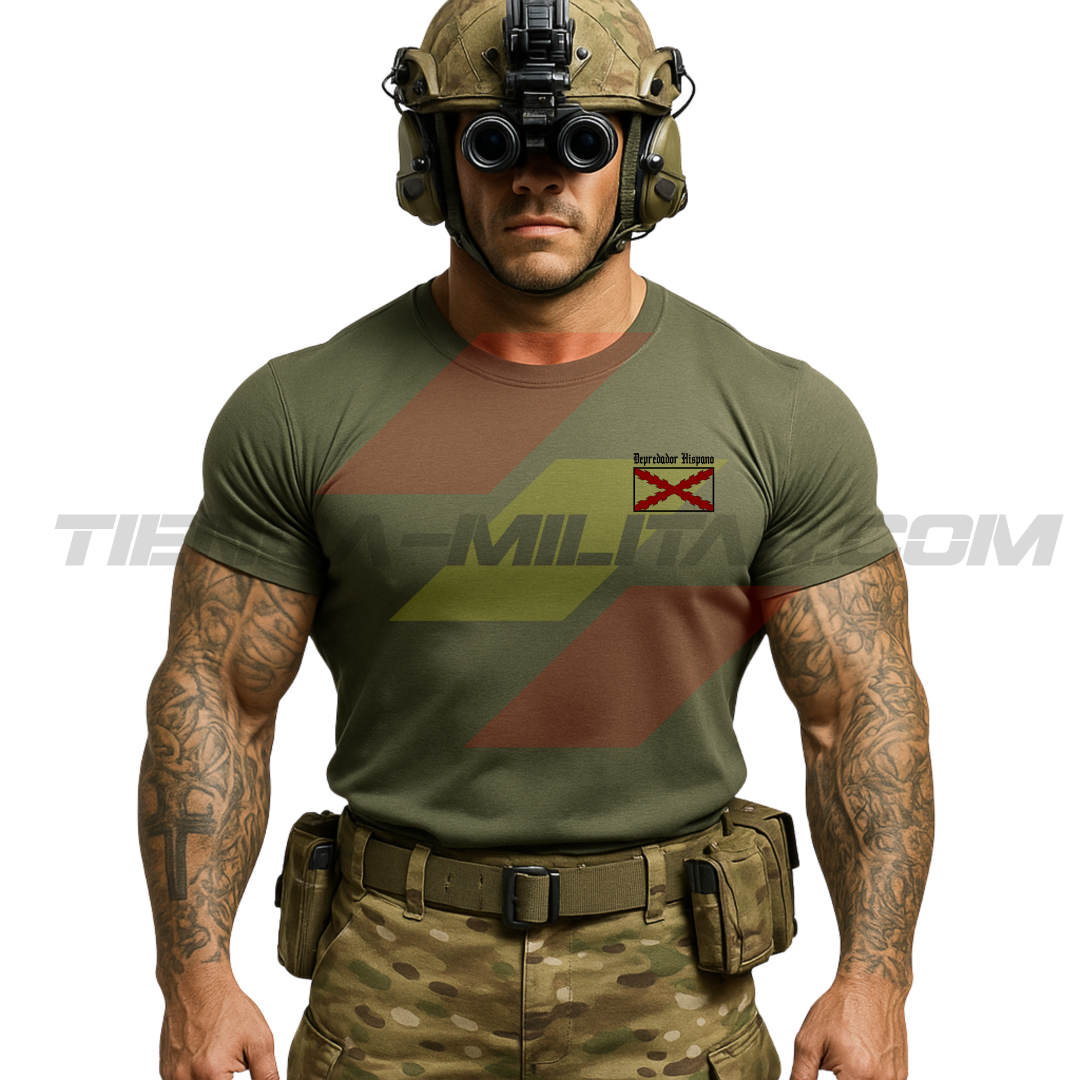 Parte DELANTERA de un SOLDADO con una  Camiseta ALGODÓN PREMIUM en color VERDE MILITAR de Depredador Hispano con la bandera de la Cruz de Borgoña y el mapa mundial con el Imperio Español, Donde Nunca se Ponía el Sol.