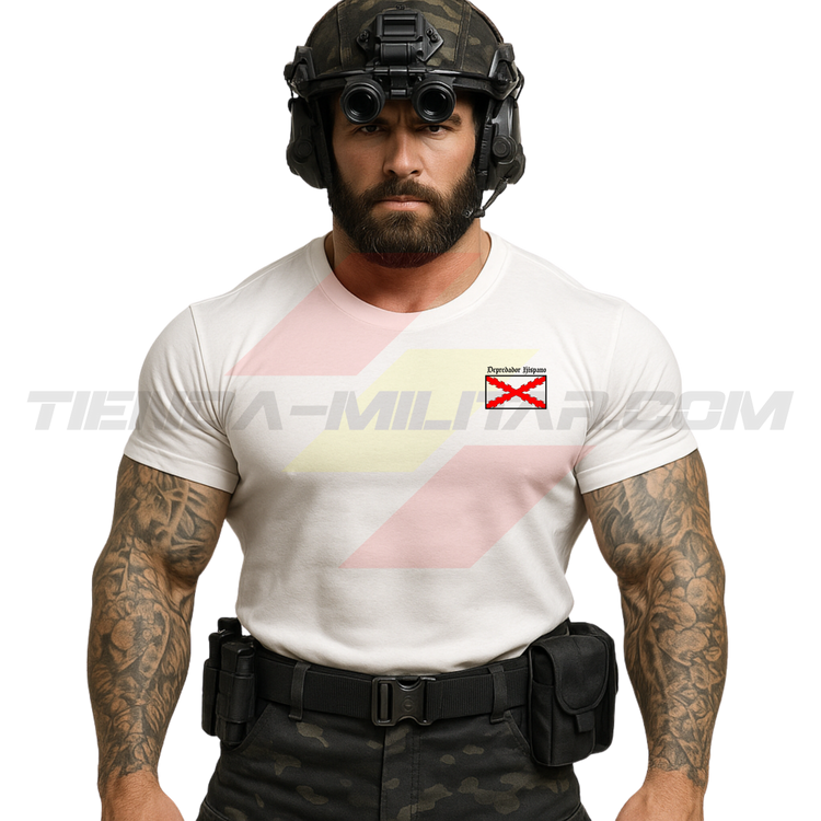 Parte DELANTERA de un SOLDADO con una  Camiseta ALGODÓN PREMIUM en color BLANCA de Depredador Hispano con la bandera de la Cruz de Borgoña y el mapa mundial con el Imperio Español, Donde Nunca se Ponía el Sol.