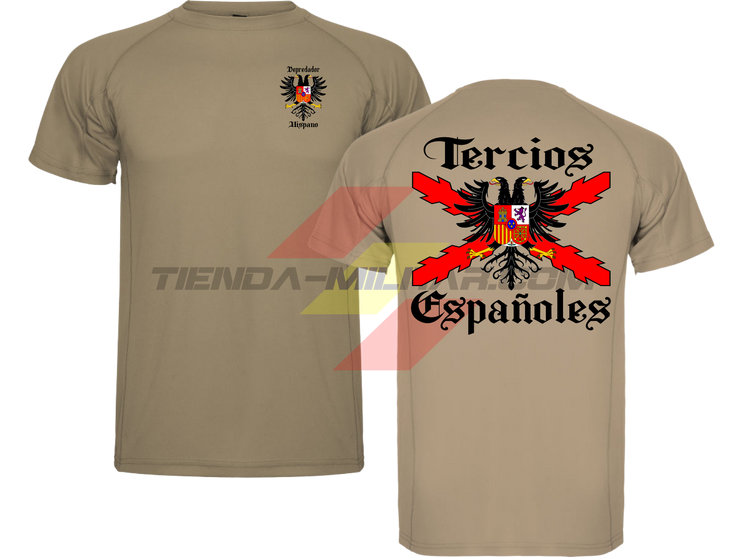 Camiseta técnica Tercios Españoles de Depredador Hispano en color arena oscuro, con el escudo DH en el pecho y el águila bicéfala de los Tercios en la espalda.
